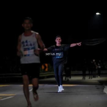 Runner Photo 3619584