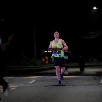 Runner Photo 3619669