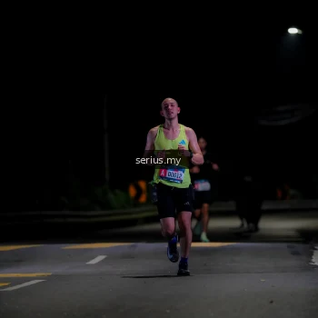 Runner Photo 3619671