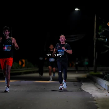 Runner Photo 3619724