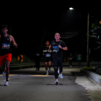 Runner Photo 3619728