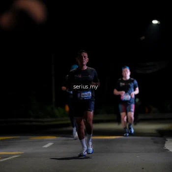 Runner Photo 3619751