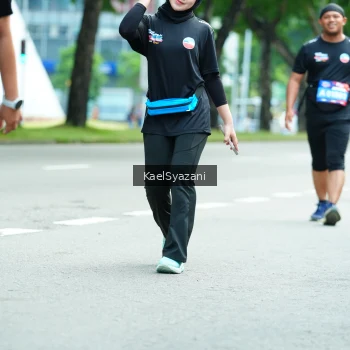 Runner Photo 3619793