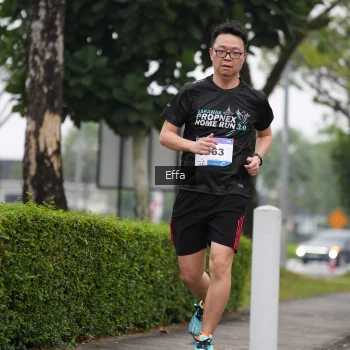 Runner Photo 3619843