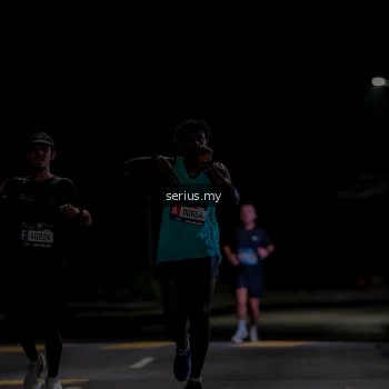 Runner Photo 3619846