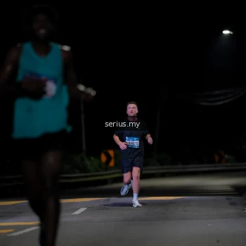 Runner Photo 3619869