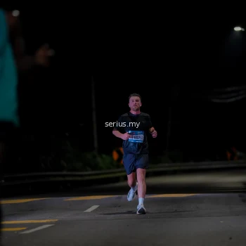 Runner Photo 3619870