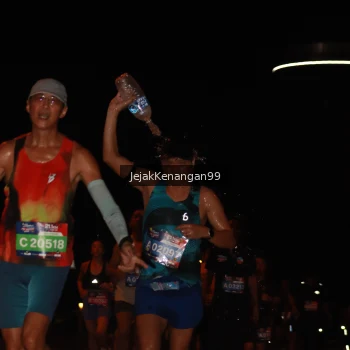 Runner Photo 3619888