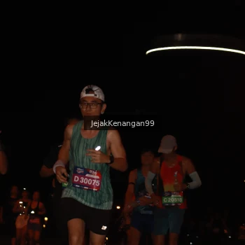 Runner Photo 3619895