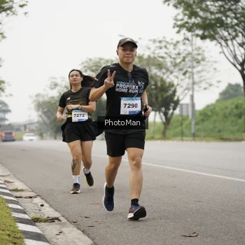 Runner Photo 3619963