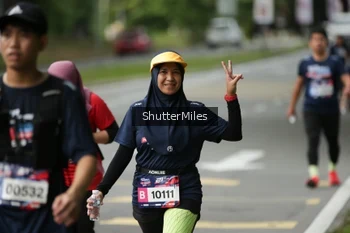 Runner Photo 36200