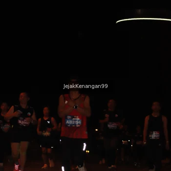 Runner Photo 3620019