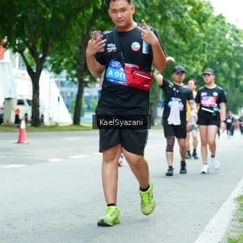 Runner Photo 3620066