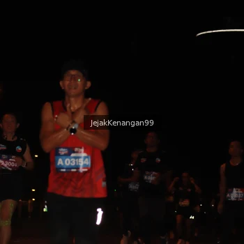 Runner Photo 3620190
