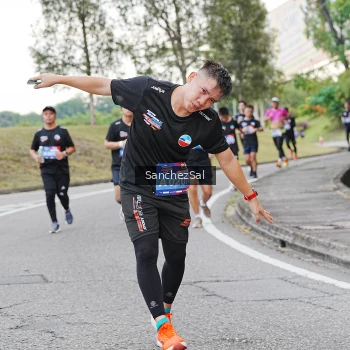 Runner Photo 3620470