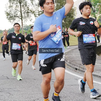 Runner Photo 3620750