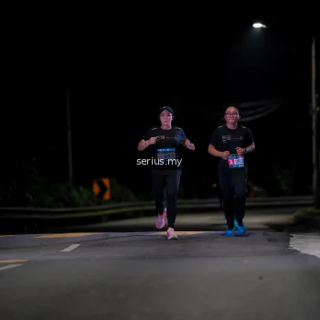 Runner Photo 3621003