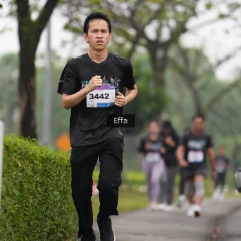 Runner Photo 3621004