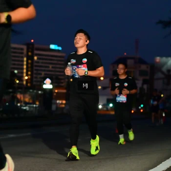 Runner Photo 3621043