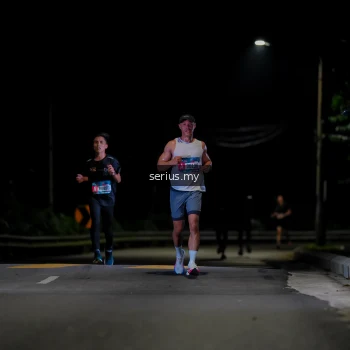 Runner Photo 3621057