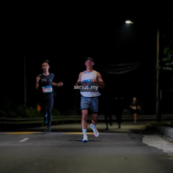 Runner Photo 3621071