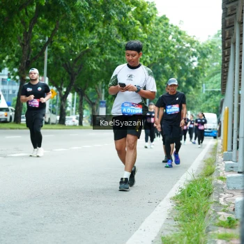 Runner Photo 3621243