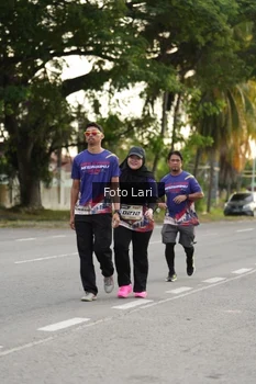 Runner Photo 3621254
