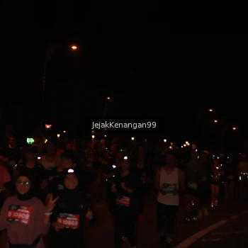 Runner Photo 3621318
