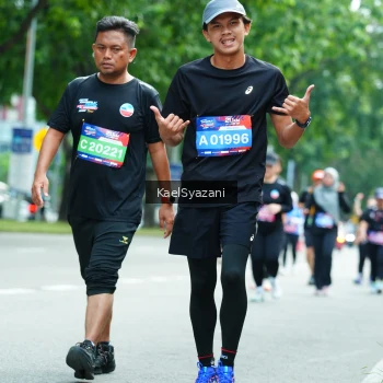 Runner Photo 3621324