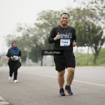 Runner Photo 3621338