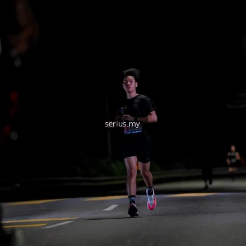 Runner Photo 3621635