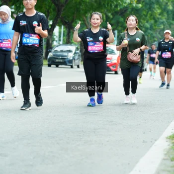 Runner Photo 3621669