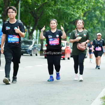 Runner Photo 3621693