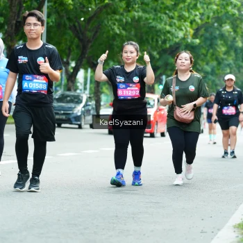 Runner Photo 3621697