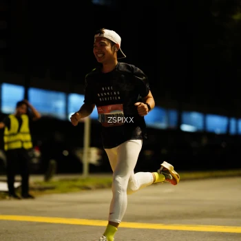 Runner Photo 3621744