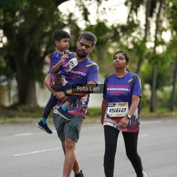 Runner Photo 3621843