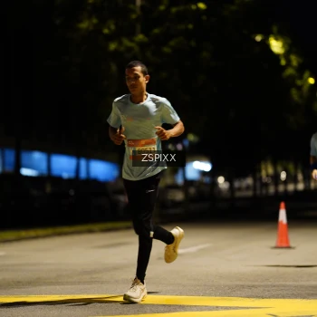 Runner Photo 3621846