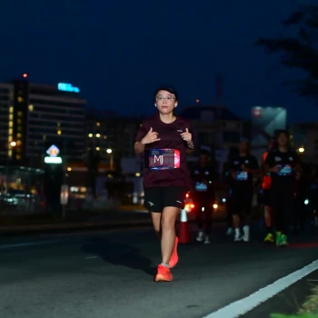 Runner Photo 3621875