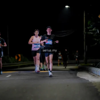 Runner Photo 3621899
