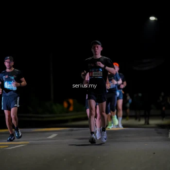 Runner Photo 3621931