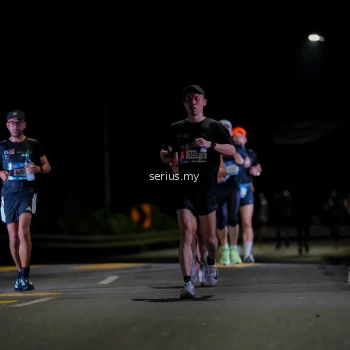 Runner Photo 3621934