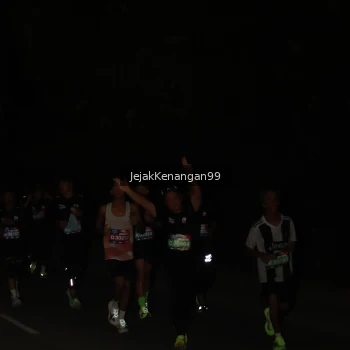 Runner Photo 3622454