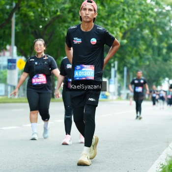 Runner Photo 3622597
