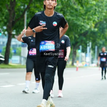 Runner Photo 3622630