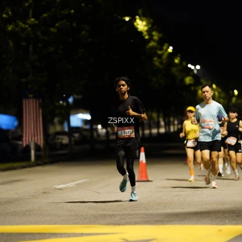 Runner Photo 3622641