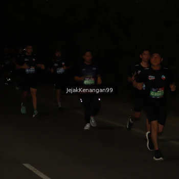 Runner Photo 3622748