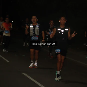 Runner Photo 3622967