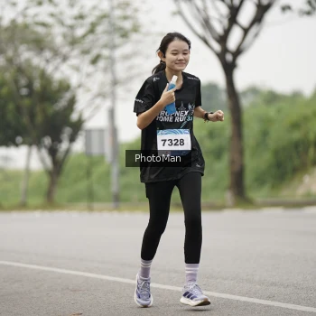 Runner Photo 3623048