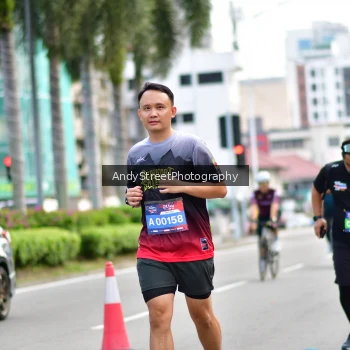 Runner Photo 3623171
