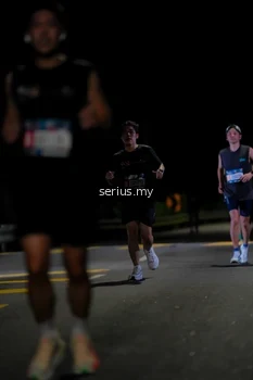 Runner Photo 3623210
